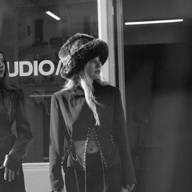 The Bucket - Noir Nights